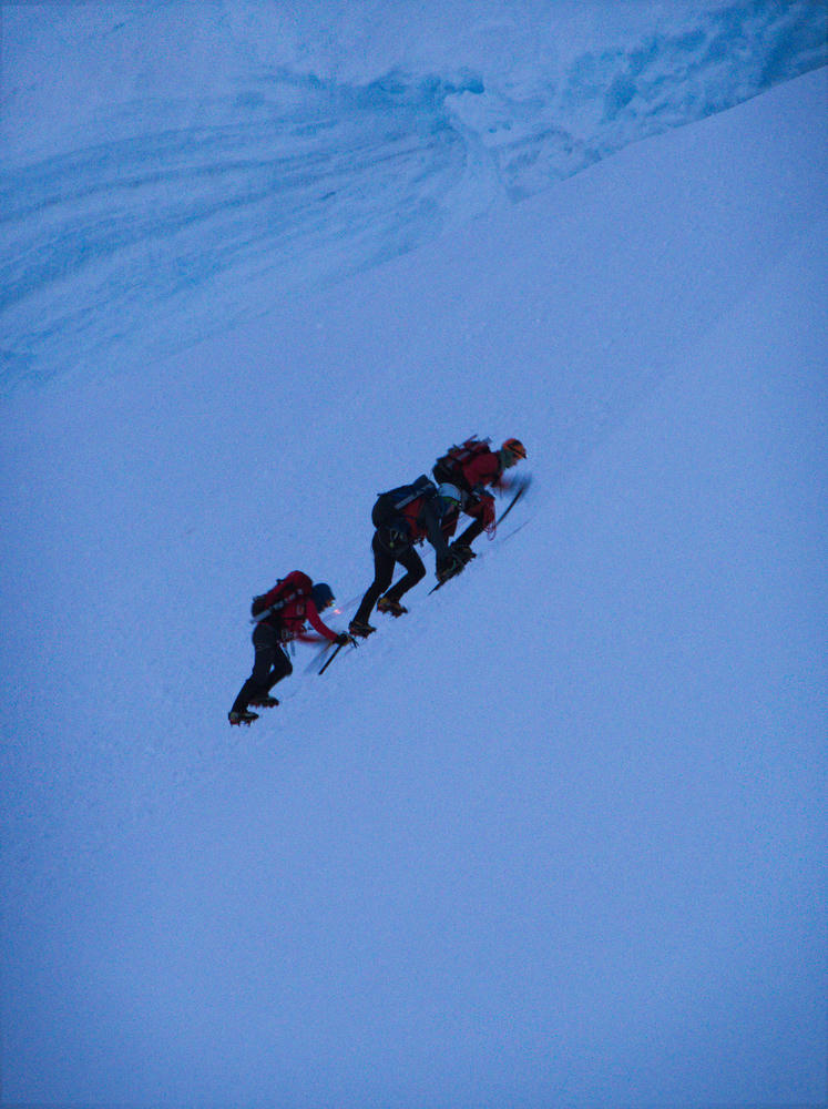 Stu short-roping with James and Anja on the
Minarets