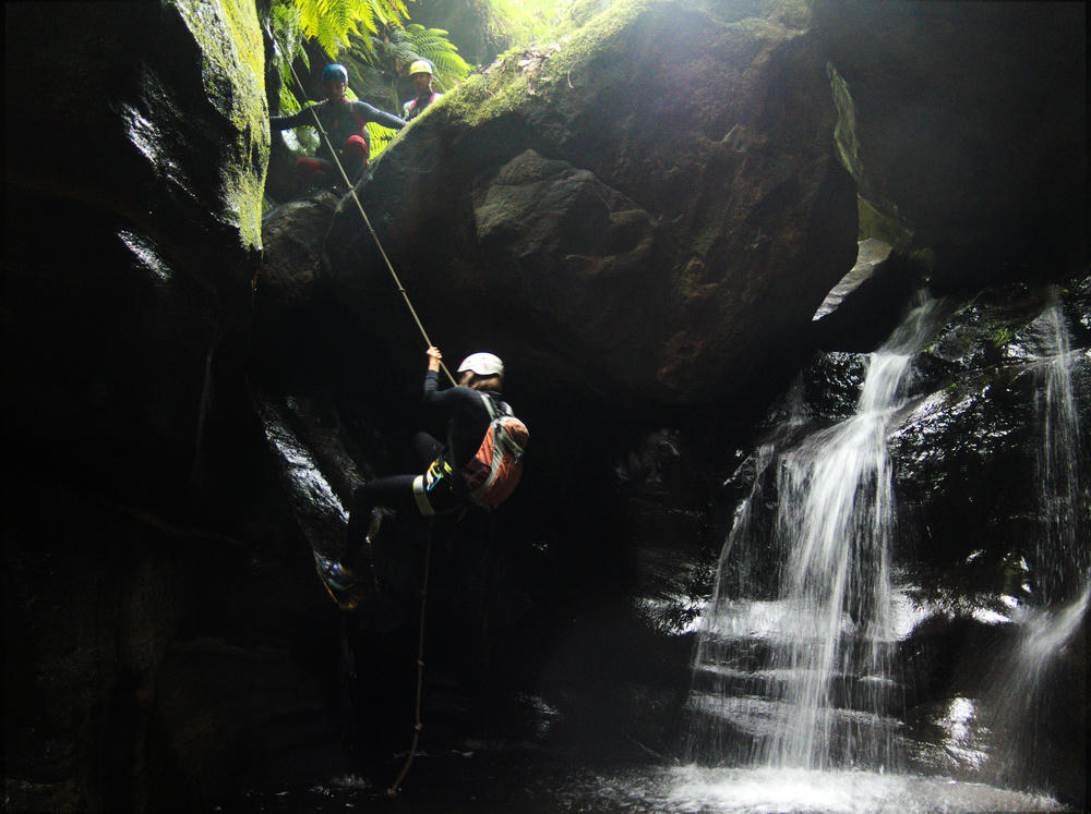 A hand-over-hand in a
canyon.